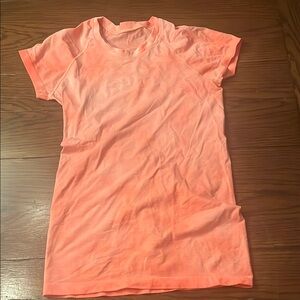 Pink tie dye swiftly tech